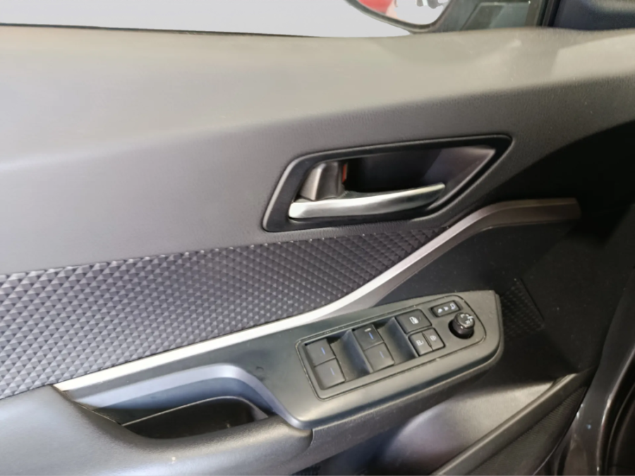 Imagen de TOYOTA C-HR