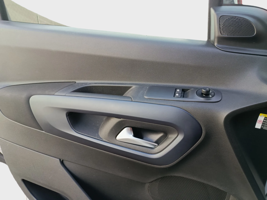Imagen de Peugeot Rifter