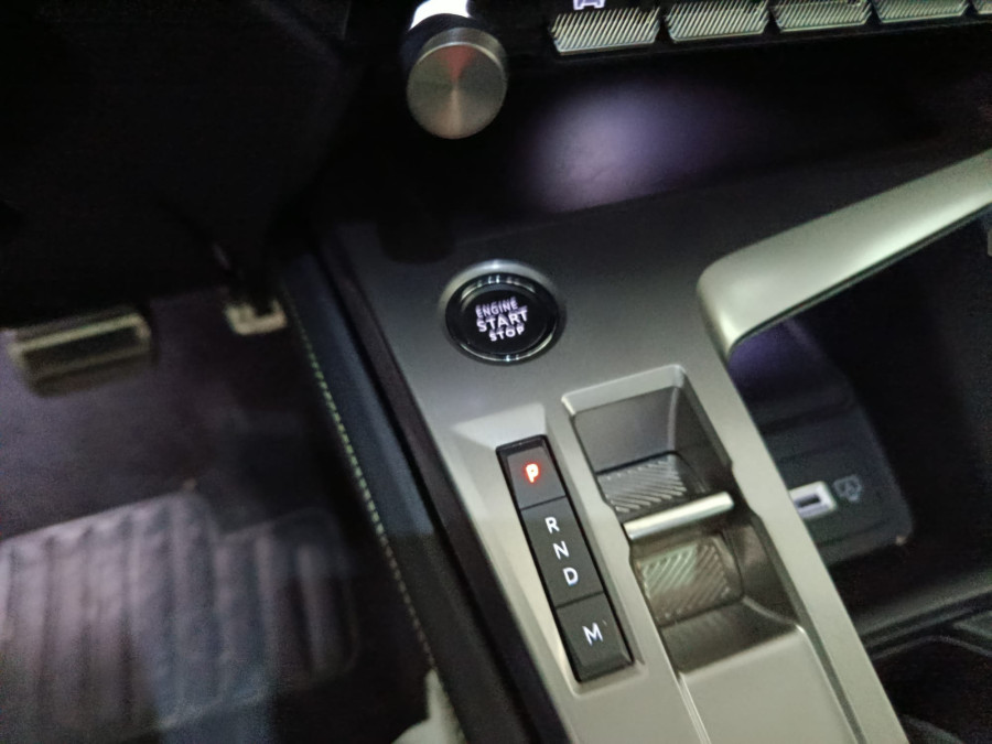 Imagen de Peugeot 408