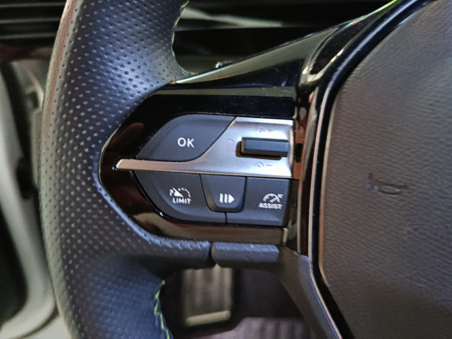 Imagen de Peugeot 408