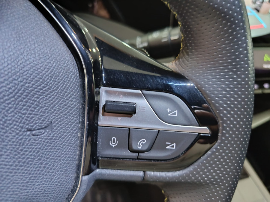 Imagen de Peugeot 408