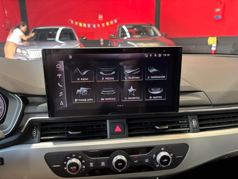 Imagen de AUDI A4