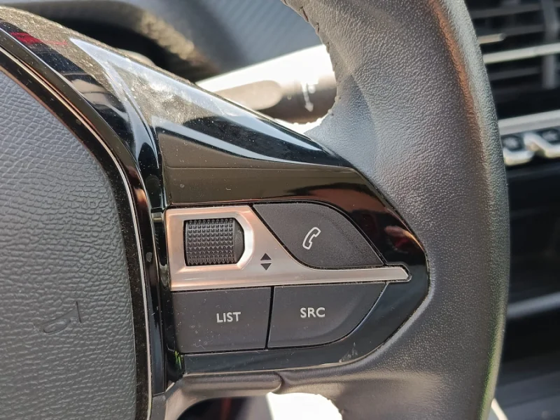 Imagen de Peugeot 208