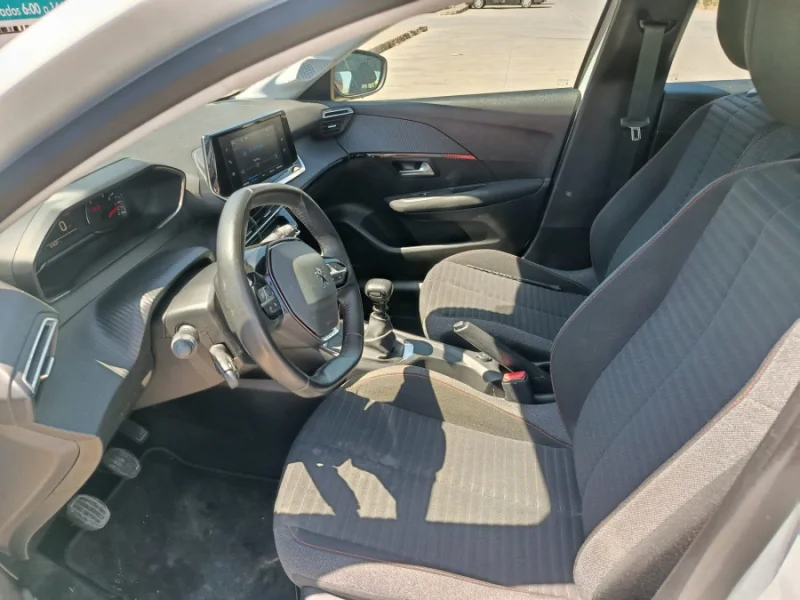 Imagen de Peugeot 208