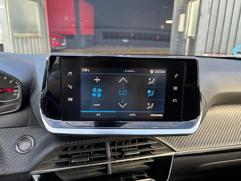 Imagen de Peugeot 2008
