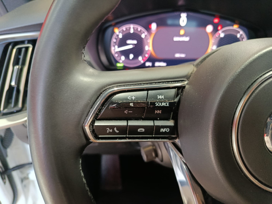 Imagen de Mazda CX-60