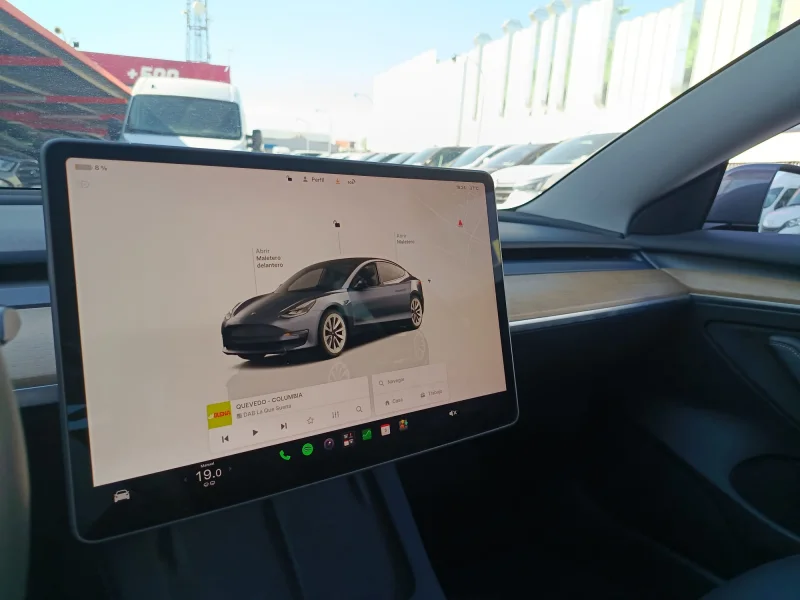 Imagen de tesla Model 3