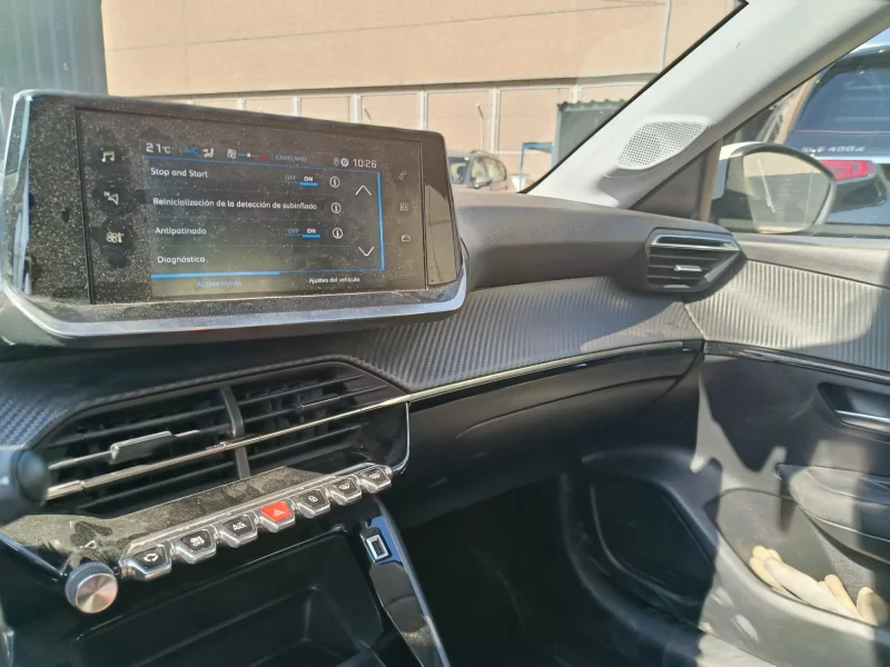 Imagen de Peugeot 208