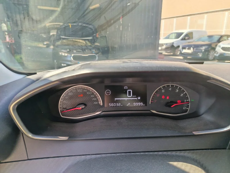 Imagen de Peugeot 208