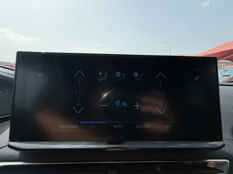 Imagen de Peugeot 3008