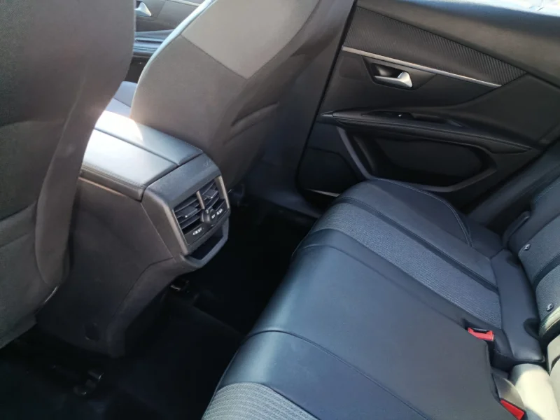 Imagen de Peugeot 3008