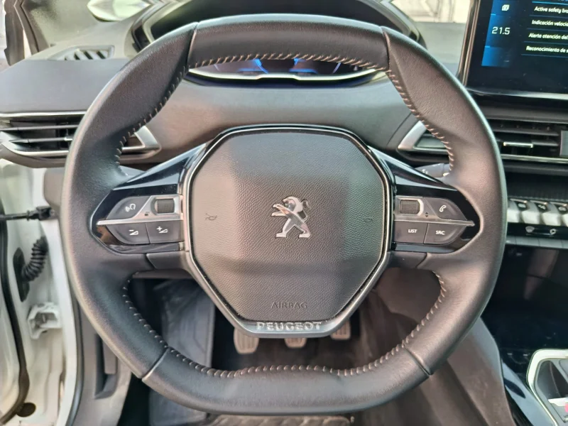 Imagen de Peugeot 3008