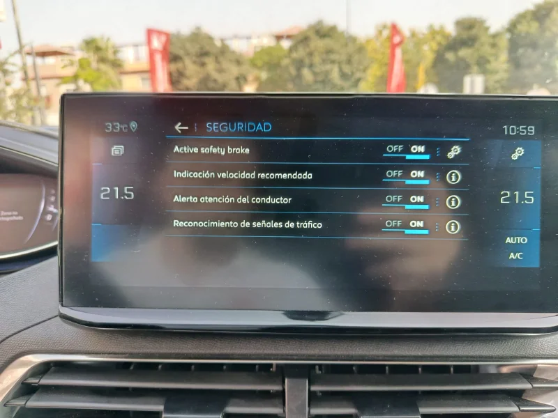 Imagen de Peugeot 3008