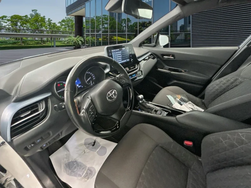 Imagen de TOYOTA C-HR