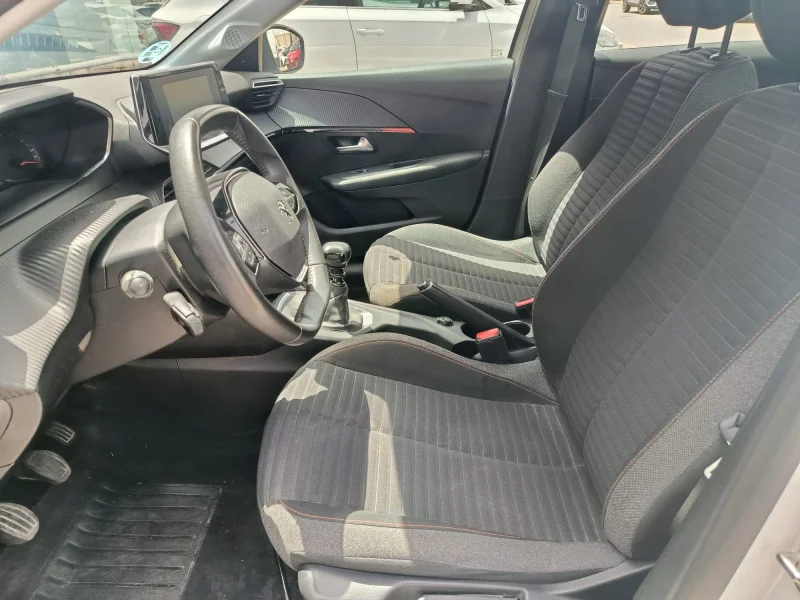 Imagen de Peugeot 208