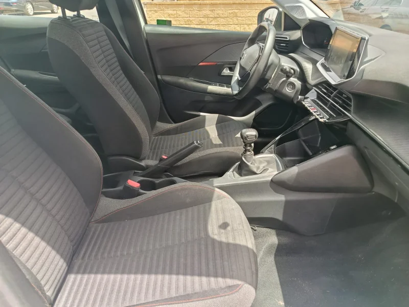 Imagen de Peugeot 208