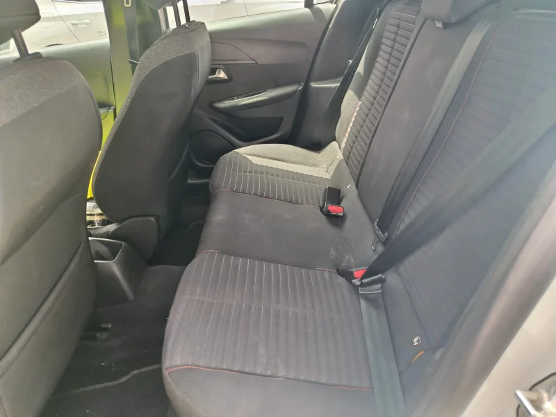 Imagen de Peugeot 208