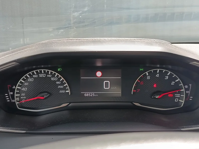Imagen de Peugeot 208