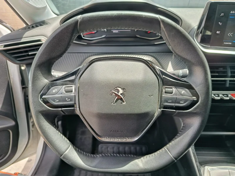 Imagen de Peugeot 208