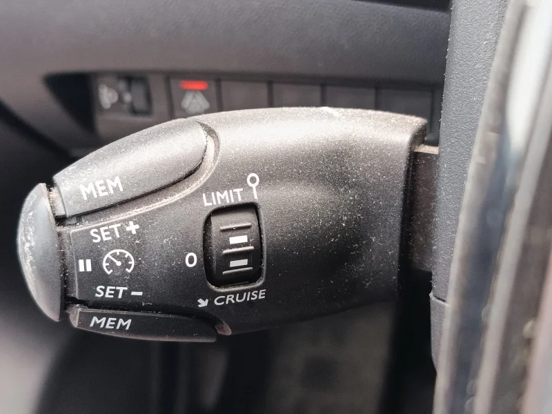 Imagen de Peugeot 208