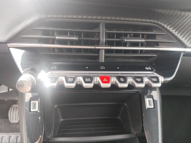 Imagen de Peugeot 2008