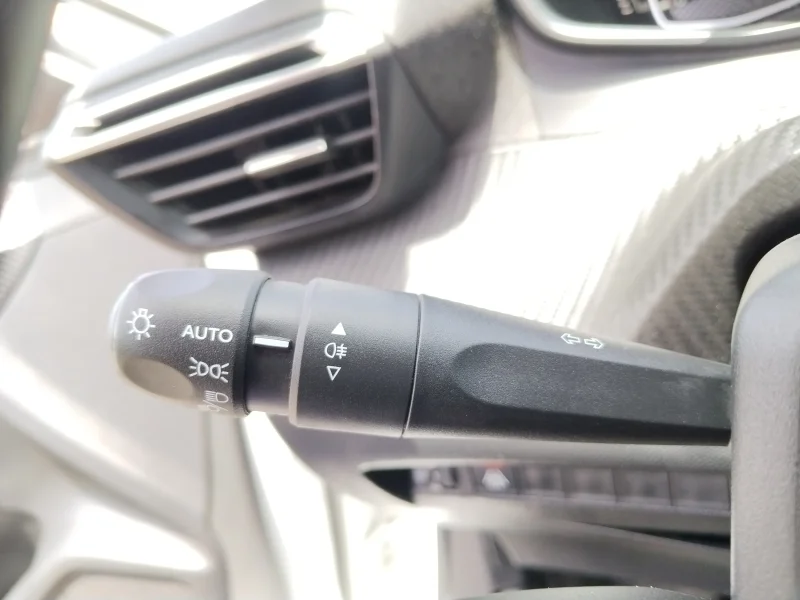 Imagen de Peugeot 208