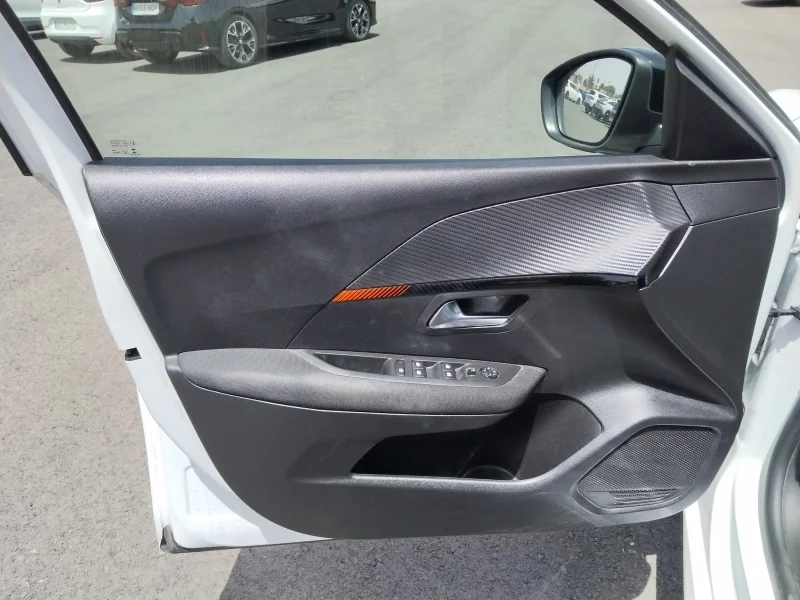Imagen de Peugeot 208