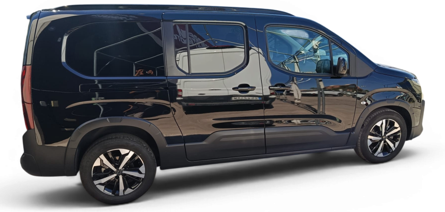 Imagen 4 de Peugeot Rifter Diesel 130 CV por 30.990 €
