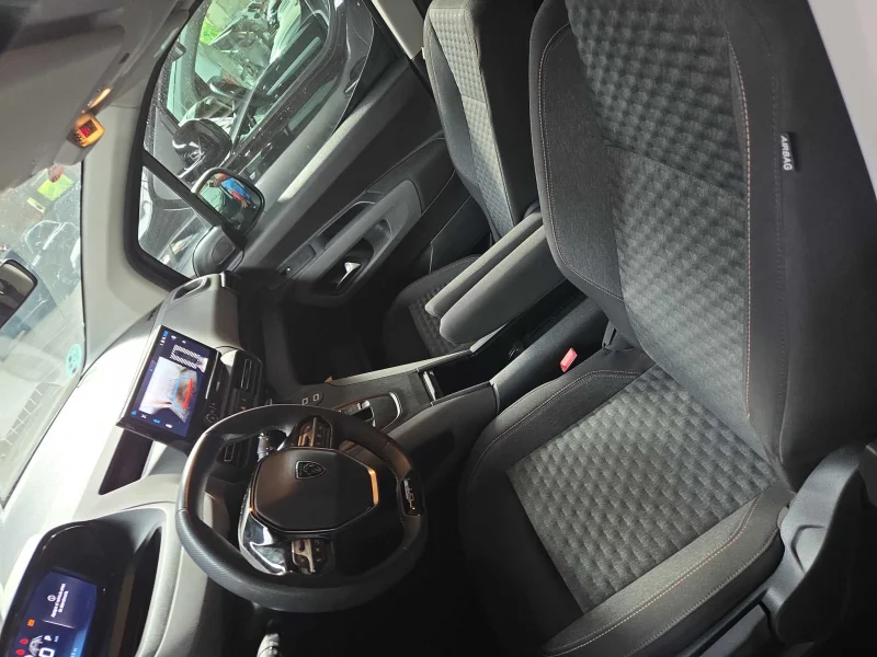 Imagen de Peugeot Rifter