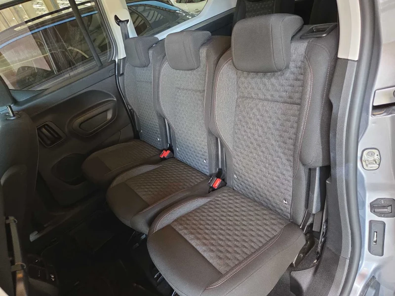 Imagen de Peugeot Rifter