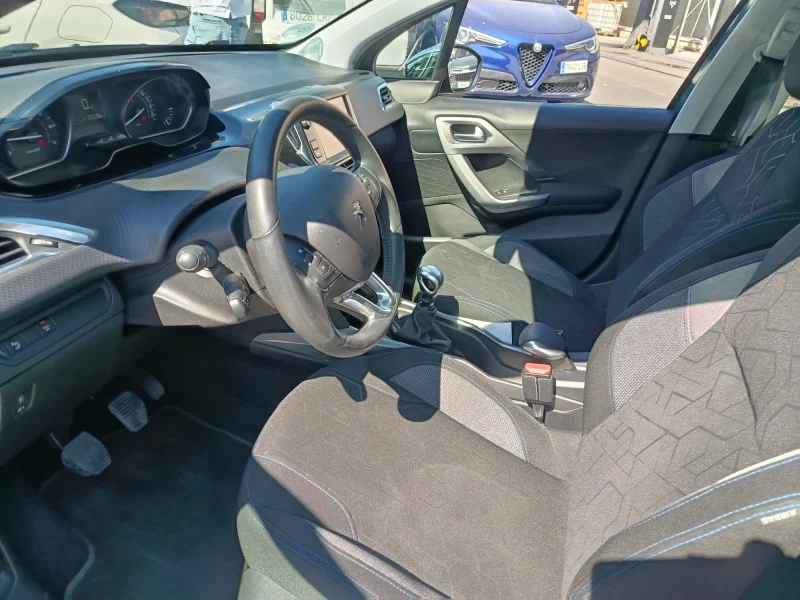 Imagen de Peugeot 2008