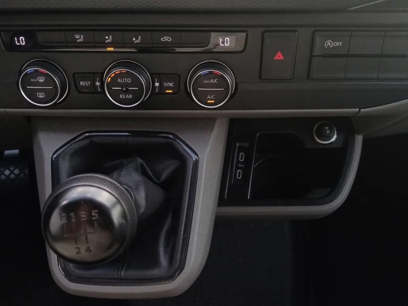 Imagen de Volkswagen Caravelle