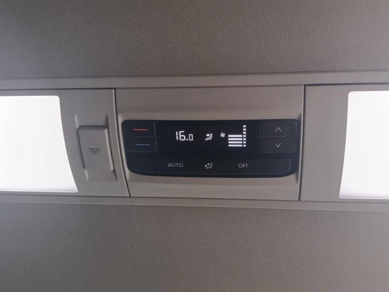 Imagen de Volkswagen Caravelle