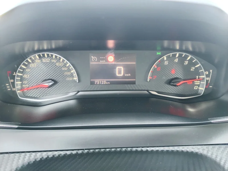 Imagen de Peugeot 208