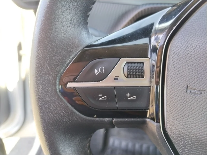 Imagen de Peugeot 208