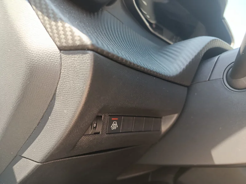 Imagen de Peugeot 208