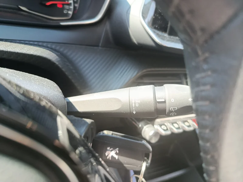 Imagen de Peugeot 208