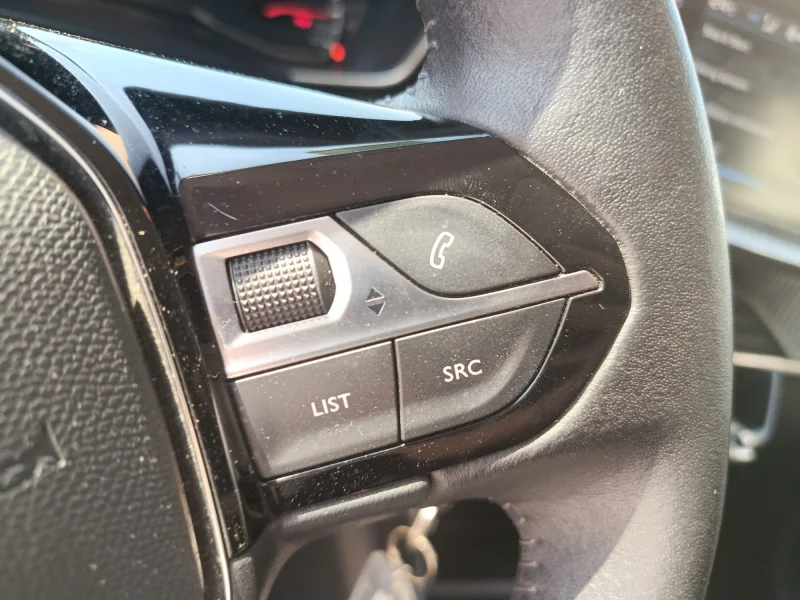 Imagen de Peugeot 208