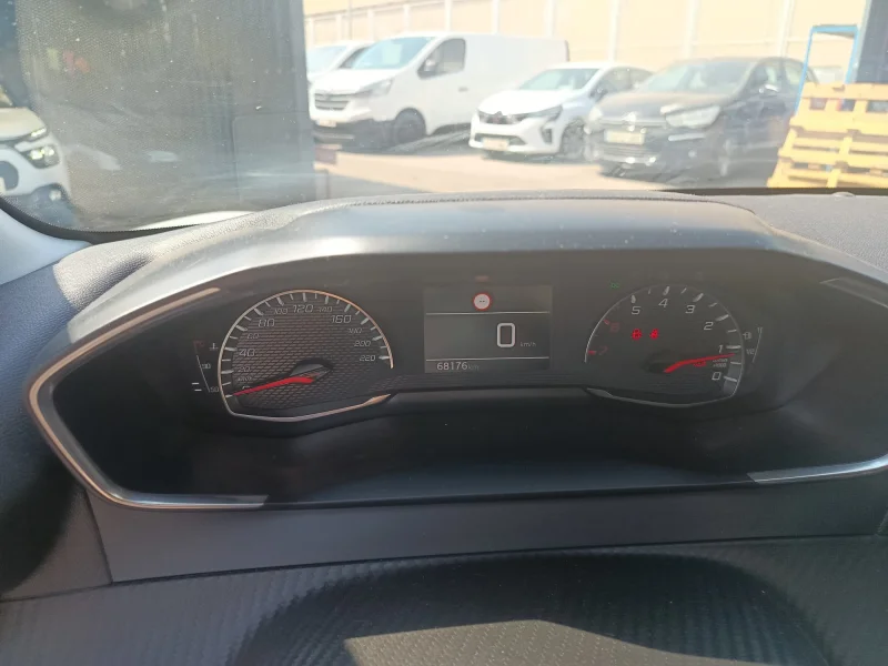 Imagen de Peugeot 208