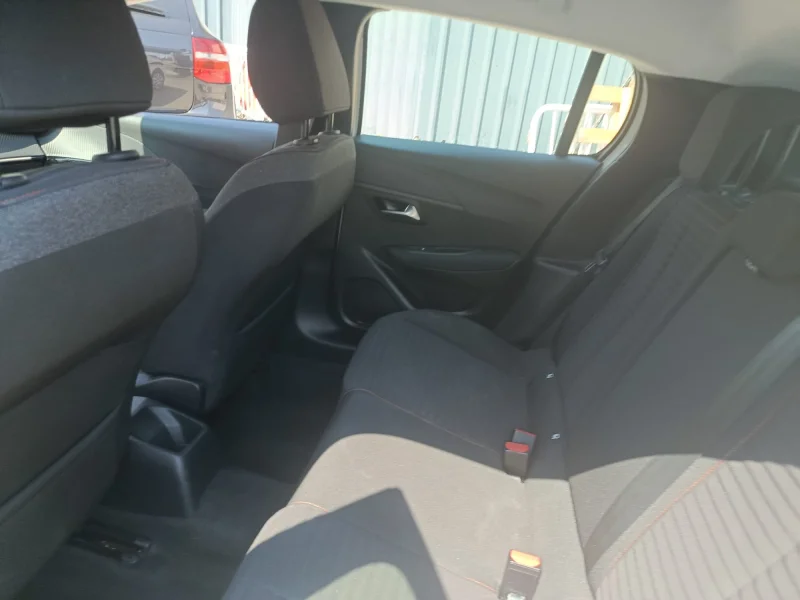 Imagen de Peugeot 208