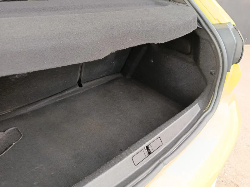 Imagen de Peugeot 208