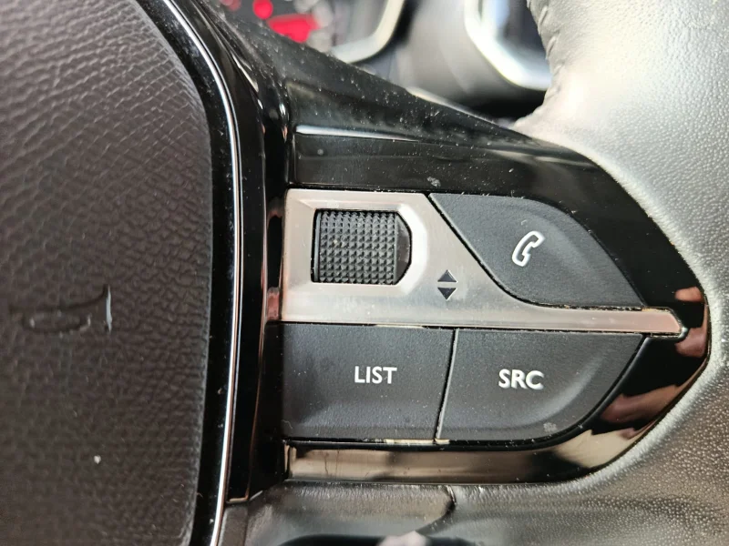 Imagen de Peugeot 208