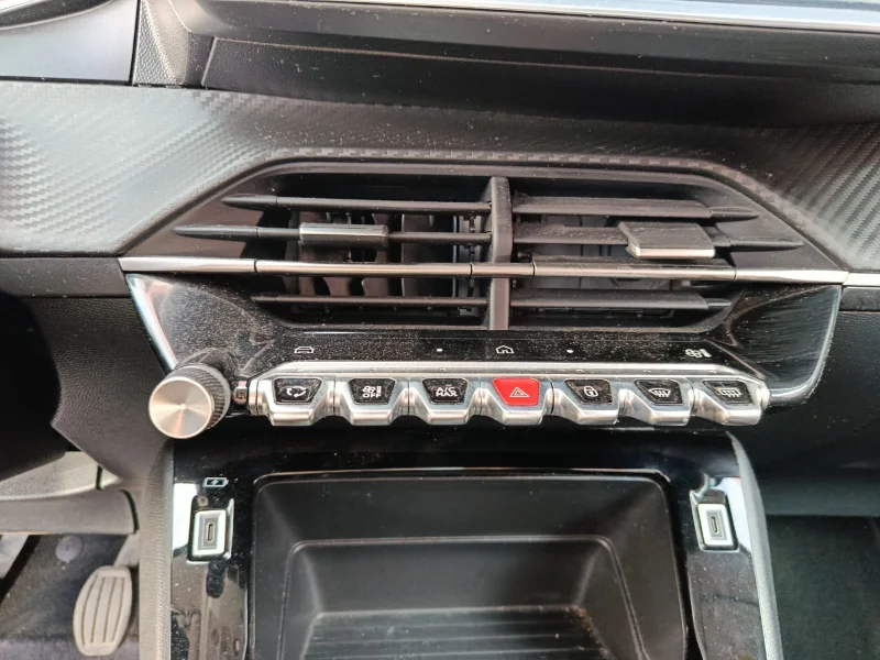 Imagen de Peugeot 208