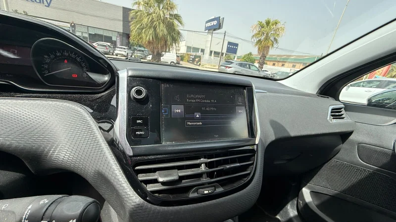 Imagen de Peugeot 208
