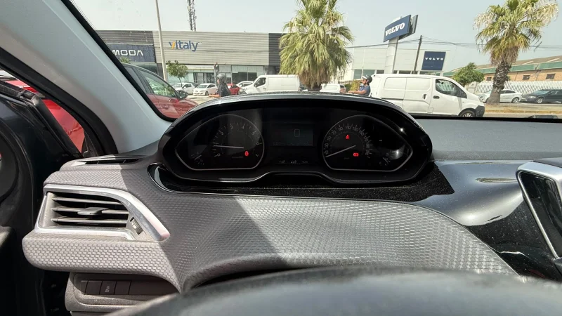 Imagen de Peugeot 208