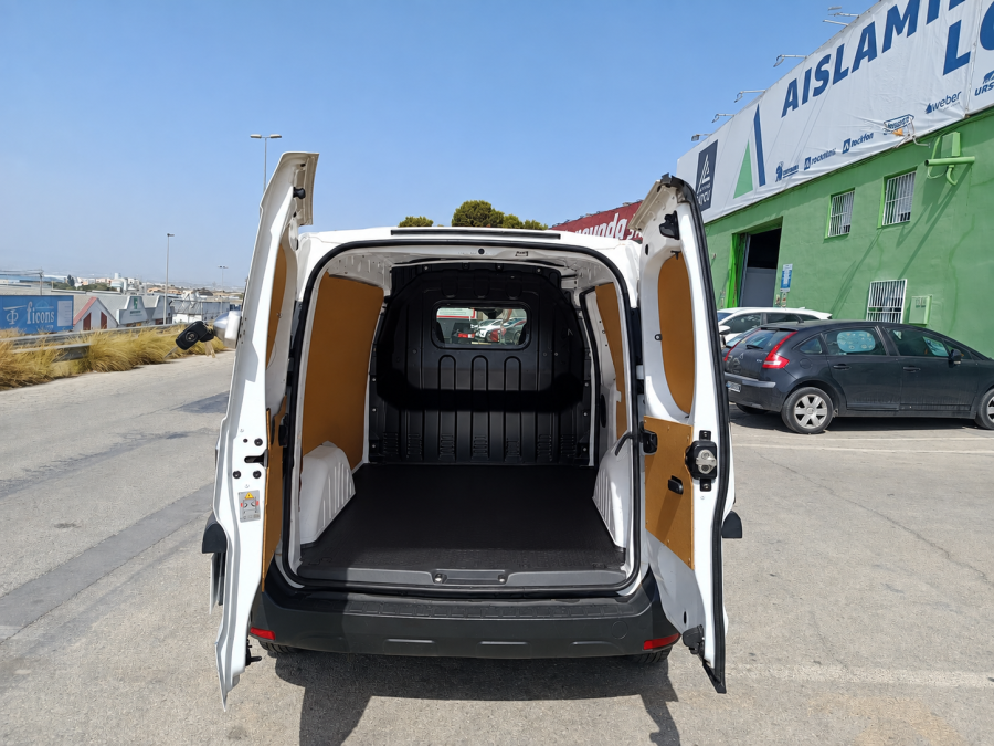 Imagen 9 de Renault Express Diesel 75 CV por 13.990 €