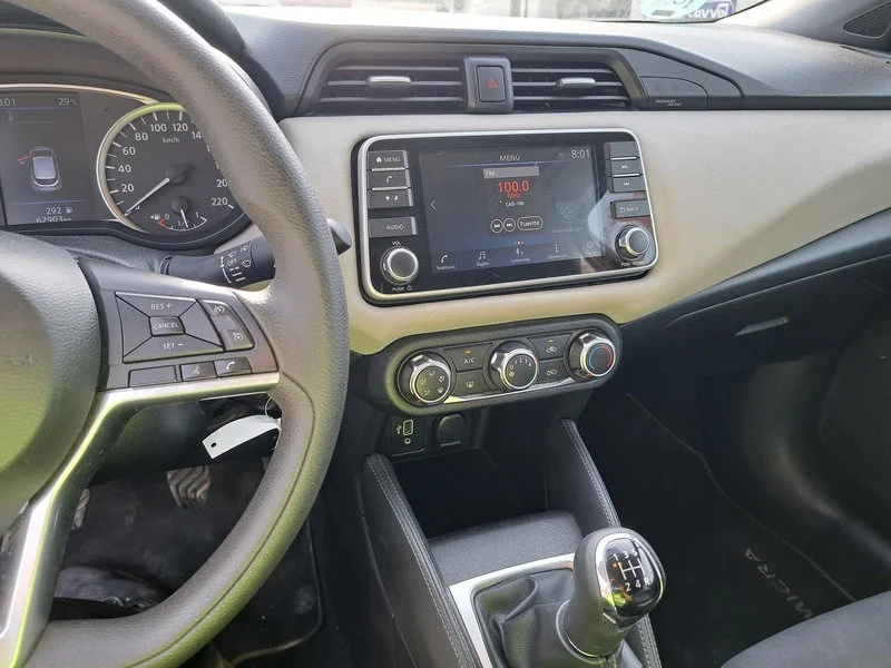 Imagen de NISSAN Micra