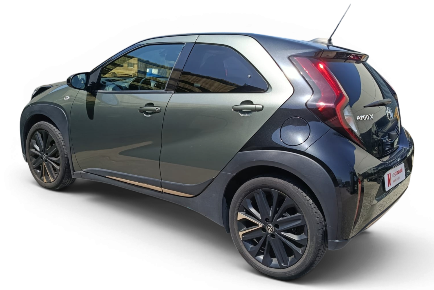 Imagen 4 de TOYOTA Aygo X Cross Gasolina 72 CV por 16.990 €