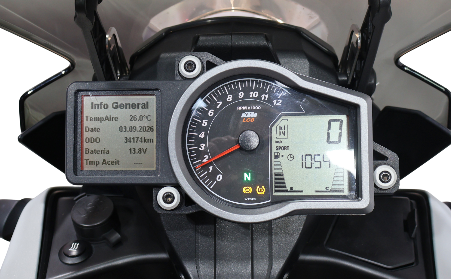 Imagen 2 de Ktm 1050 Adventure A2 Gasolina 48 CV por 6.290 €