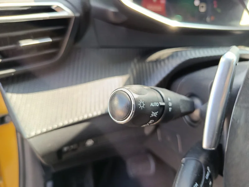 Imagen de Peugeot 208